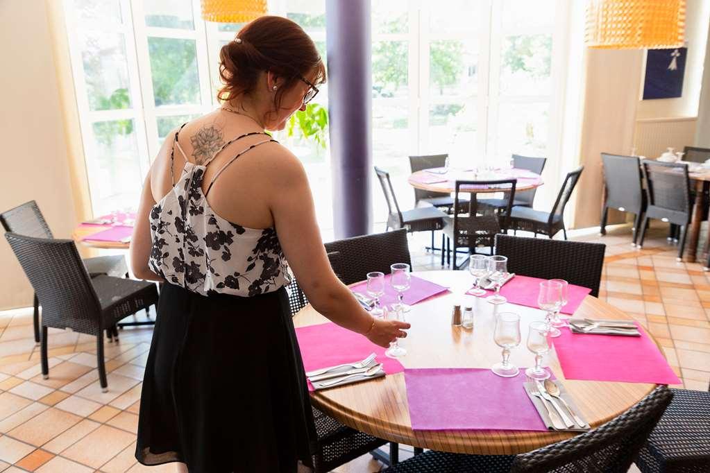 Hotel Les Residences D'Armor Douarnenez Servis gambar